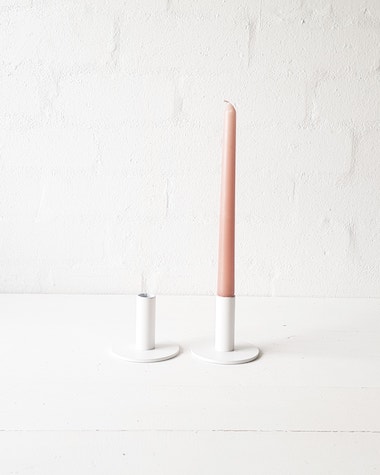 Jane Candle Stick White - <p style='text-align: center;'><b></b><br>
10 cm - R 15 <br>
